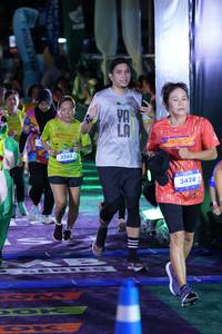 BIB: 3245, 3428
                            <button type="button" onclick="openModal(26224497)" class="btn btn-primary btn-sm float-right btn-popup" data-toggle="modal" data-target=".modal-high-quality">
                        <i class="fas fa-shopping-cart"></i> Add to Cart
                    </button>
                                            <button type="button" onclick="isThisMe(26224497, true)" class="btn btn-success btn-sm float-right btn-popup btn-isme hidden" data-toggle="tooltip" data-placement="bottom" title="นี่คือรูปของคุณใช่ไหม คลิกที่นี่เพื่อเอาเข้าอัลบั้ม">
                        <i class="fas fa-plus"></i> Add to album
                    </button>
                    <button type="button" onclick="isThisMe(26224497, false)" class="btn btn-warning btn-sm float-right btn-popup btn-isnotme hidden">
                        <i class="fas fa-ban"></i> Remove from album
                    </button>